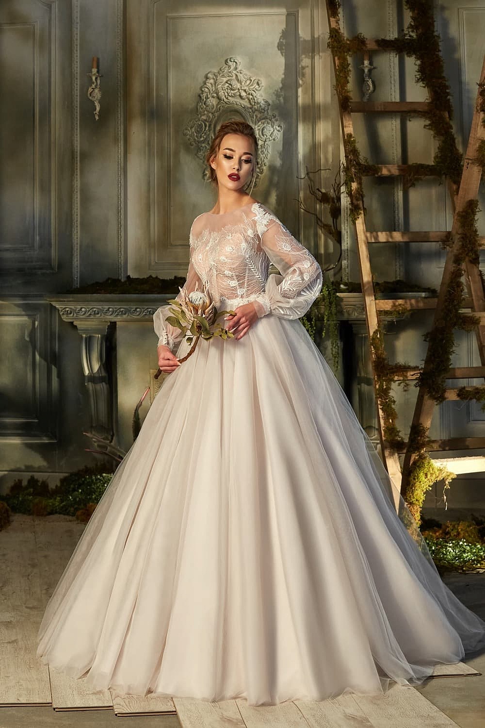 Свадебное платье 618 от Barbara W.